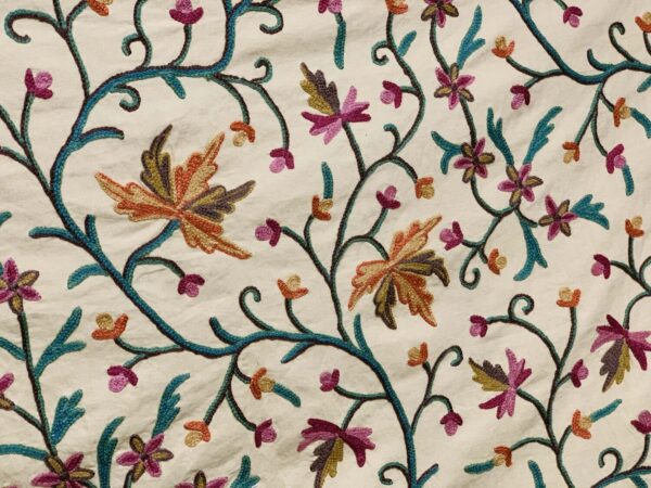 BLOSSOMS ON A VINE - CREWEL FABRIC