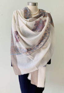 CREAM SCARF WITH EMBROIDERED BORDER AND CORNER MOTIFS