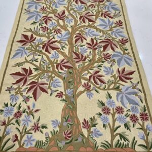 MAPLE FLOWERS WALL HANGING/RUG